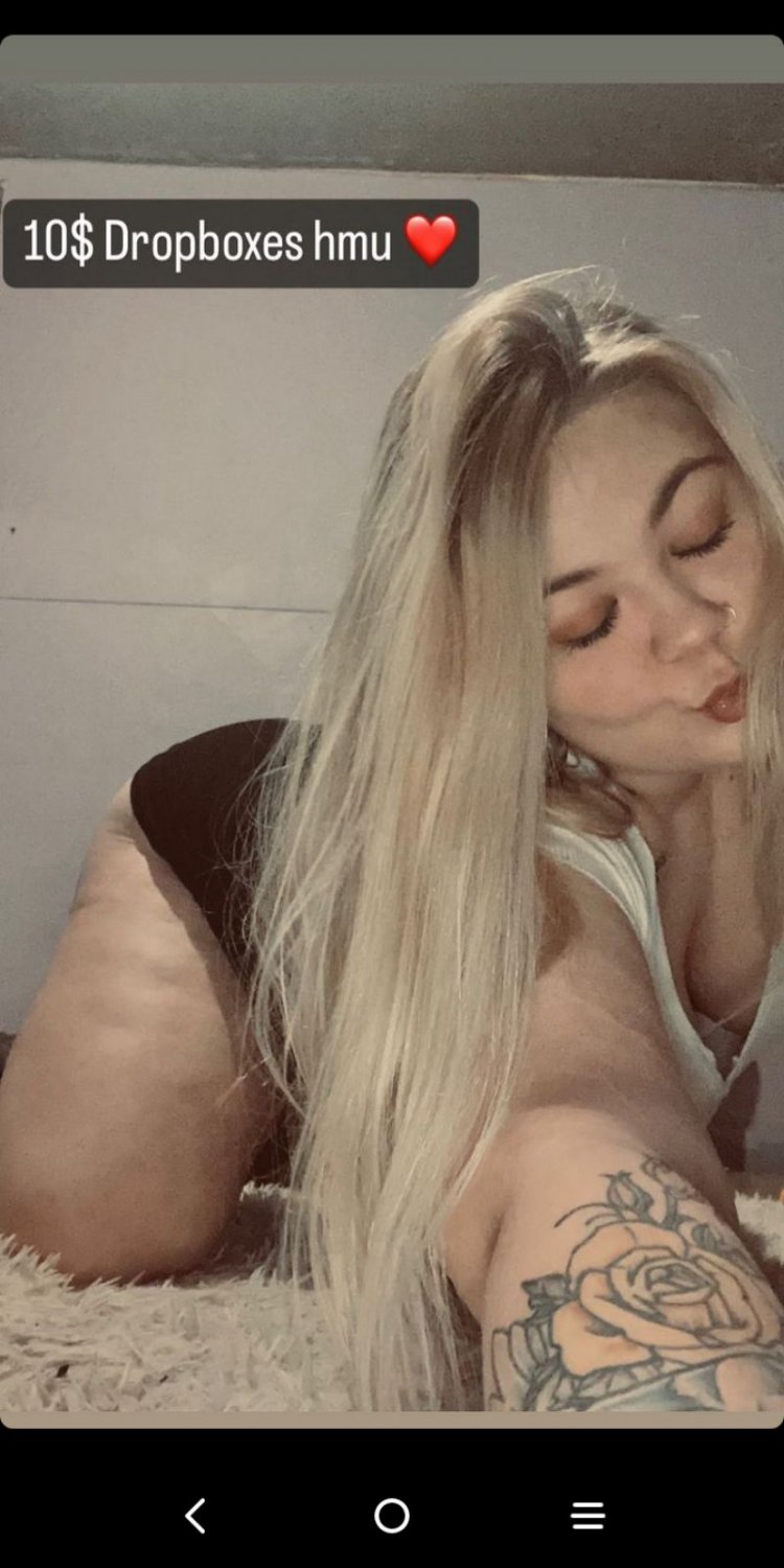 Slut Charlotte wants to become a famous slut. Help her out and save & repost 😈 #R5CU1PMW