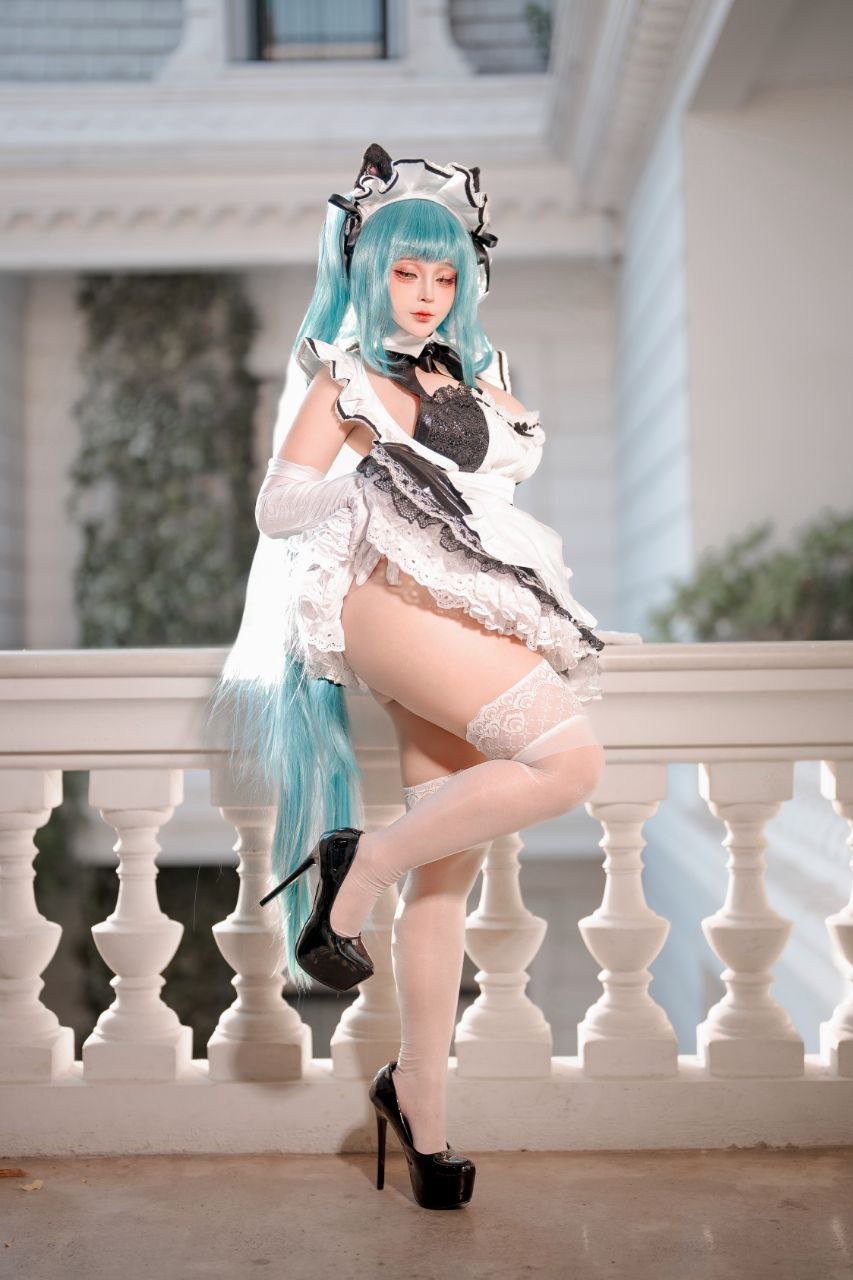 Sayo Momo Nikke Cosplay #OuRbRWht