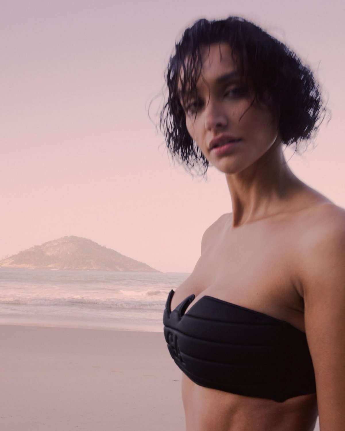 Débora Nascimento #h3huTLGt