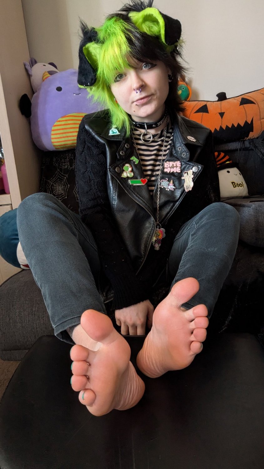 Emo Feet P2 #ICtxsd2l