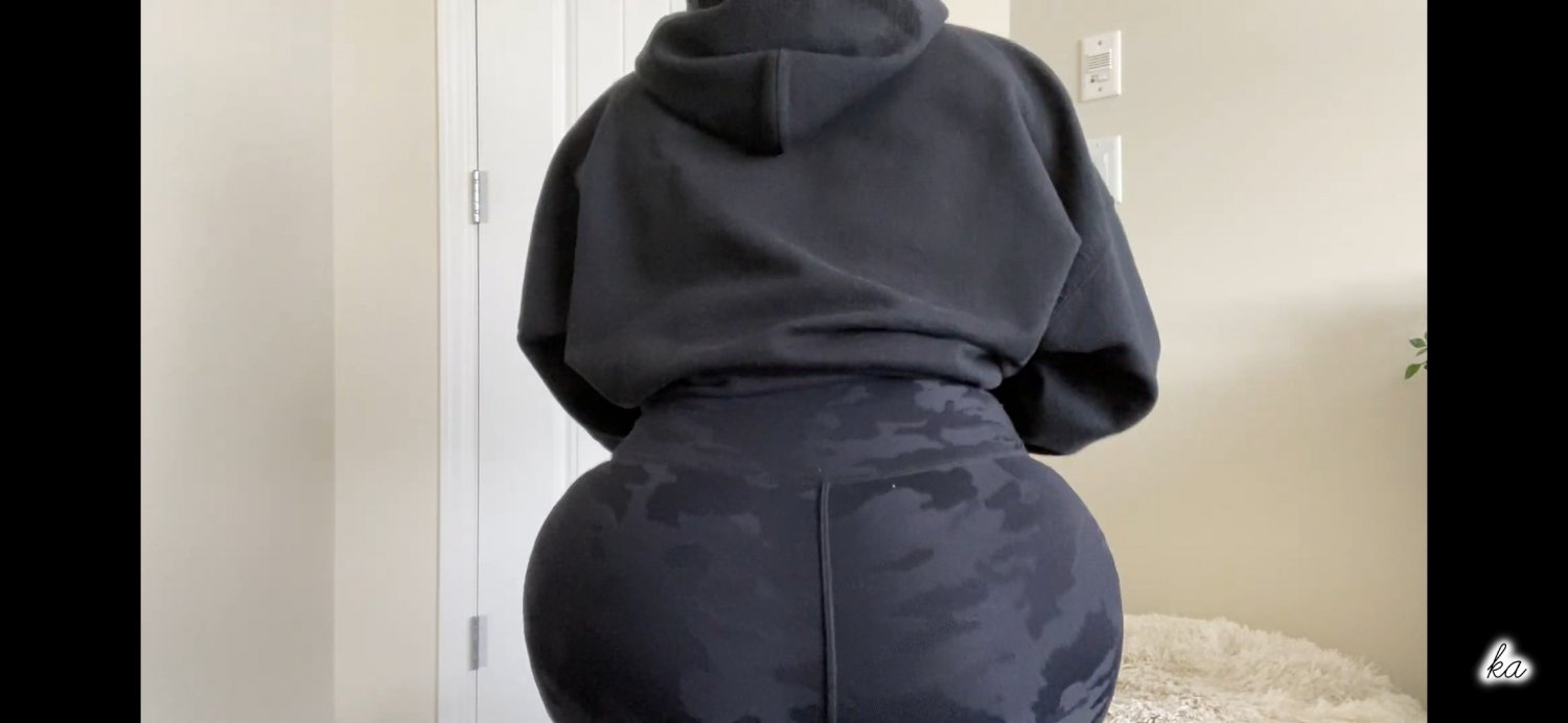 Pawg/slim thicc/fat asses 🍑🍑🍑🍑🤤🥵❤️❤️ #EdfvcltI